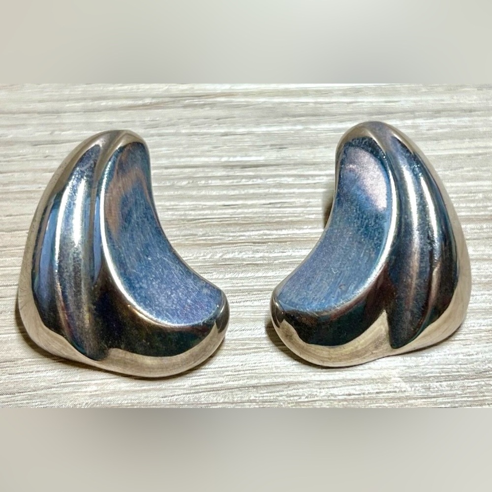 Vintage Designer Signed Bayanihan Sterling Silver Electroform Post Earrings
